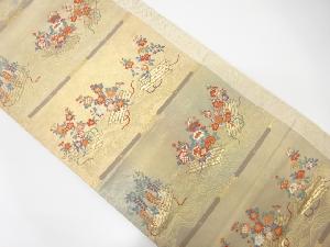 変わり横段に花筏模様織り出し　袋帯